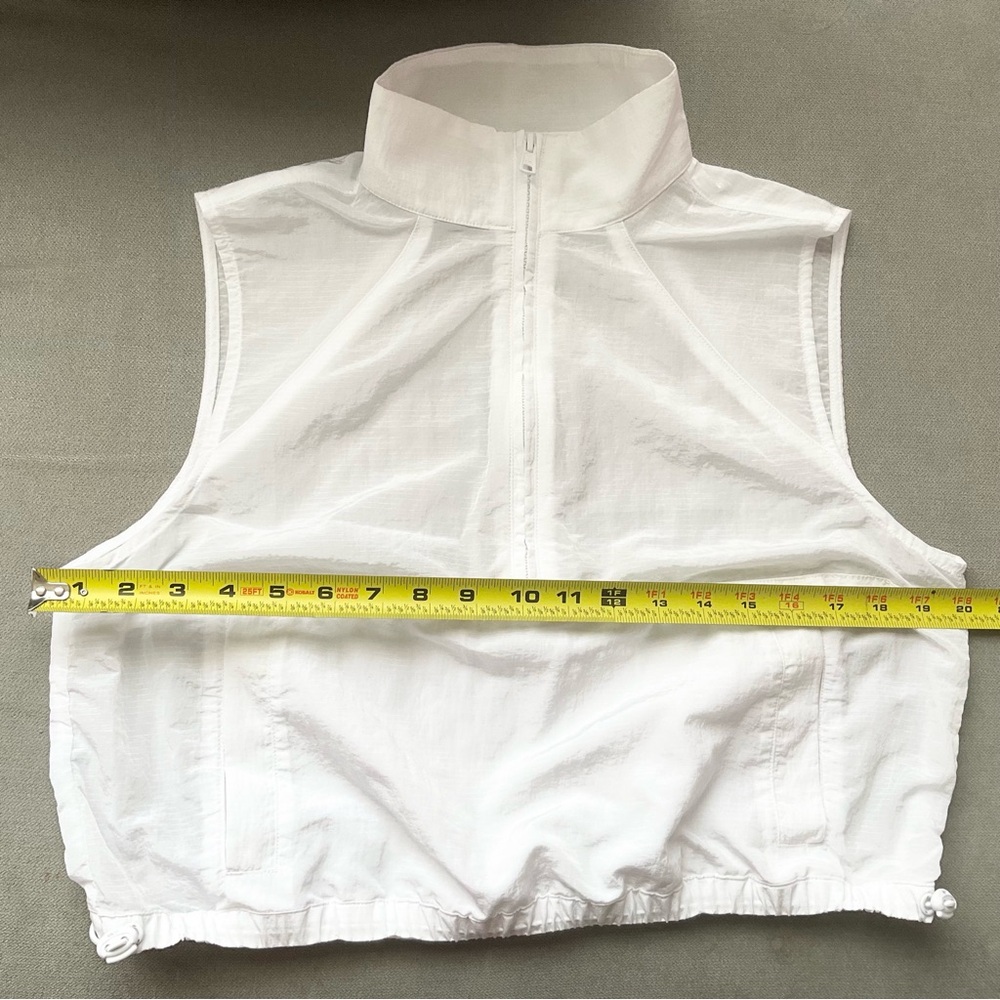 Alo Yoga Ripstop Electric Vest White S - Picture 8 of 12
